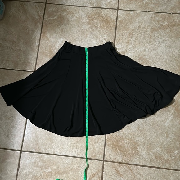 Philosophy Dresses & Skirts - Philosophy Black A-Line Elastic Pull On Skirt